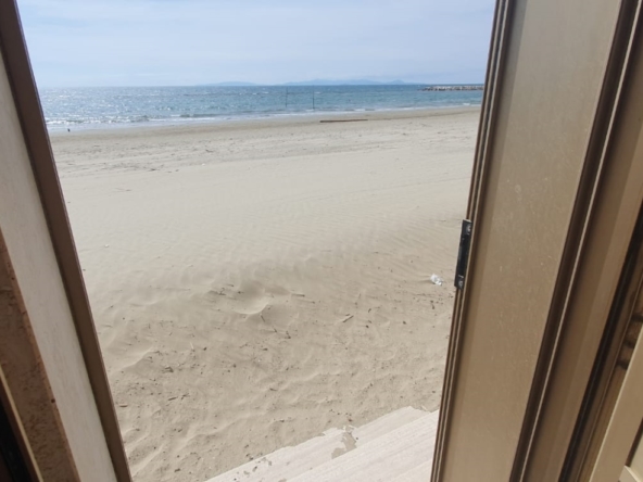 B01 Affittasi a Follonica Casa direttamente sulla spiaggia di Levante (8)